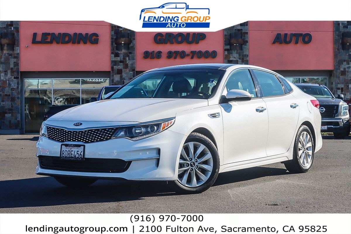 2018 Kia Optima EX's photo