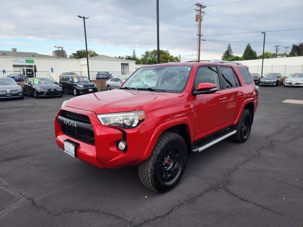 2017 Toyota 4Runner SR5 Premium's photo