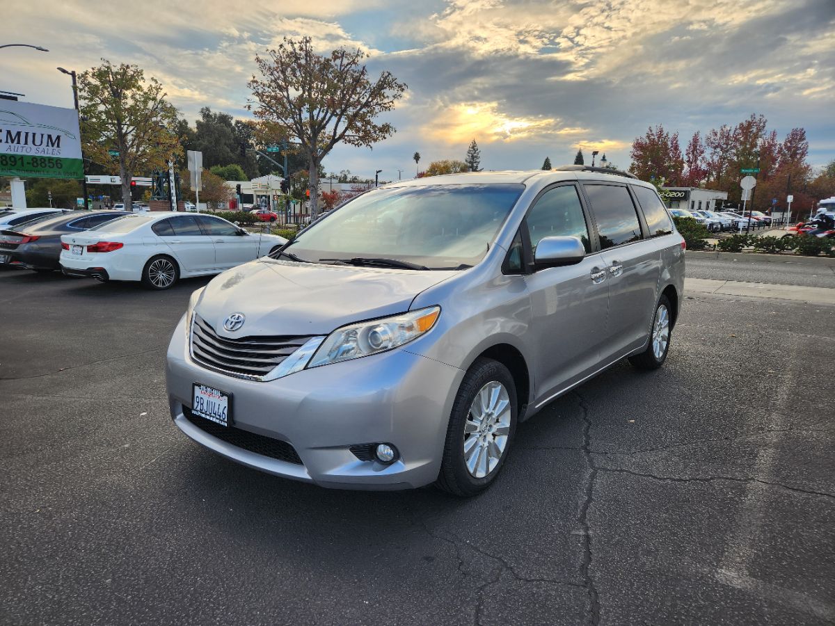 2013 Toyota Sienna