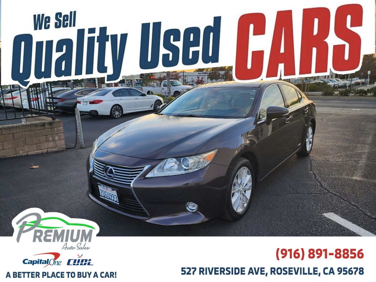 2014 Lexus ES 300h's photo