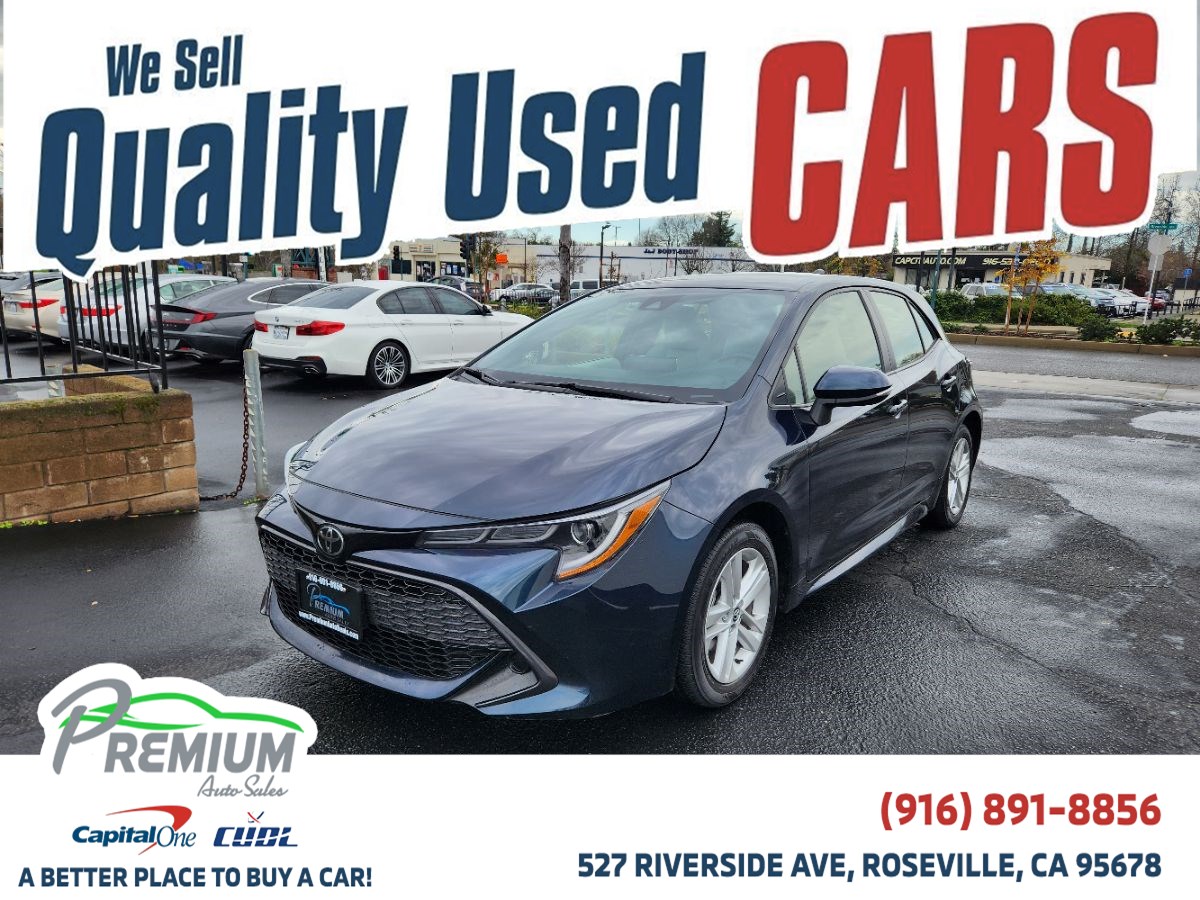 2020 Toyota Corolla Hatchback SE's photo