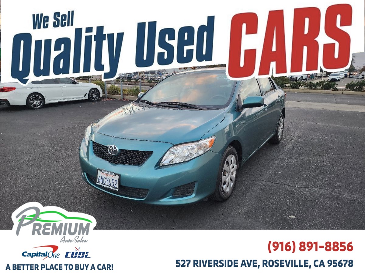 2010 Toyota Corolla LE's photo