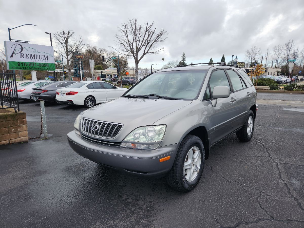 2001 Lexus RX 300's photo