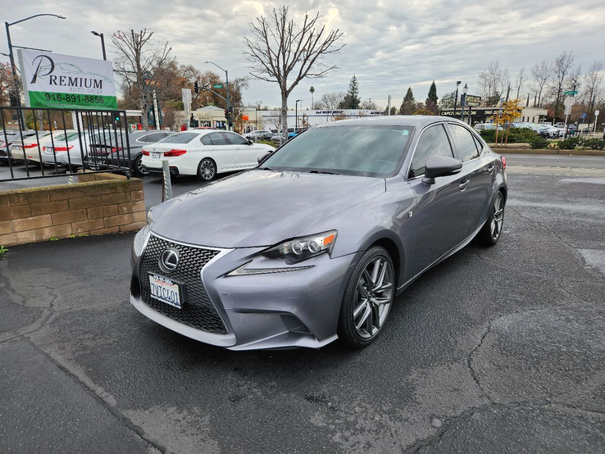 2014 Lexus IS 250's photo