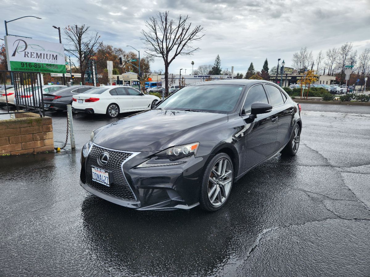2014 Lexus IS 250's photo
