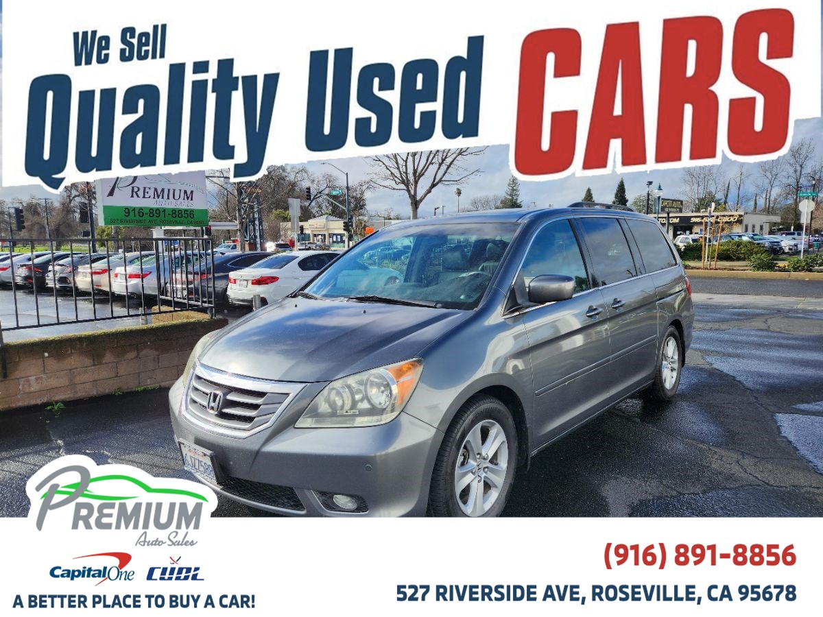 2010 Honda Odyssey Touring's photo