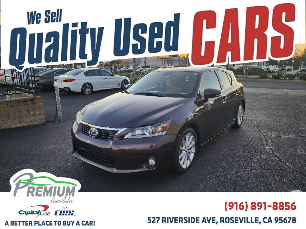 2013 Lexus CT Base's photo