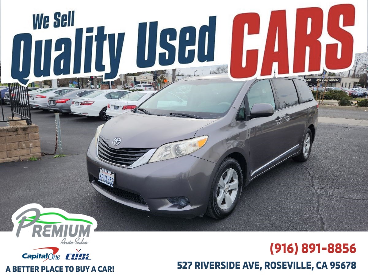 2011 Toyota Sienna LE