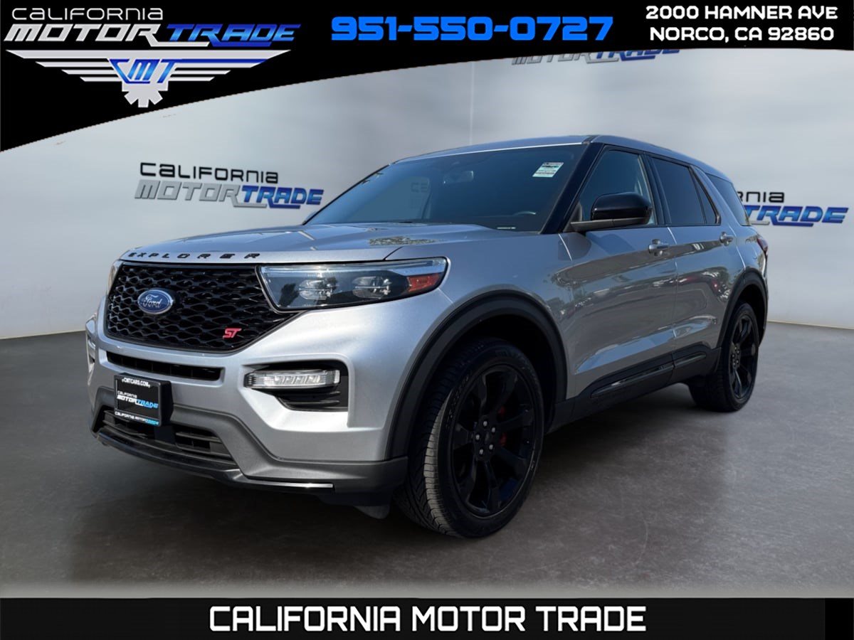 2022 Ford Explorer ST's photo