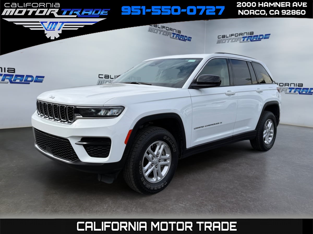 2023 Jeep Grand Cherokee Laredo's photo