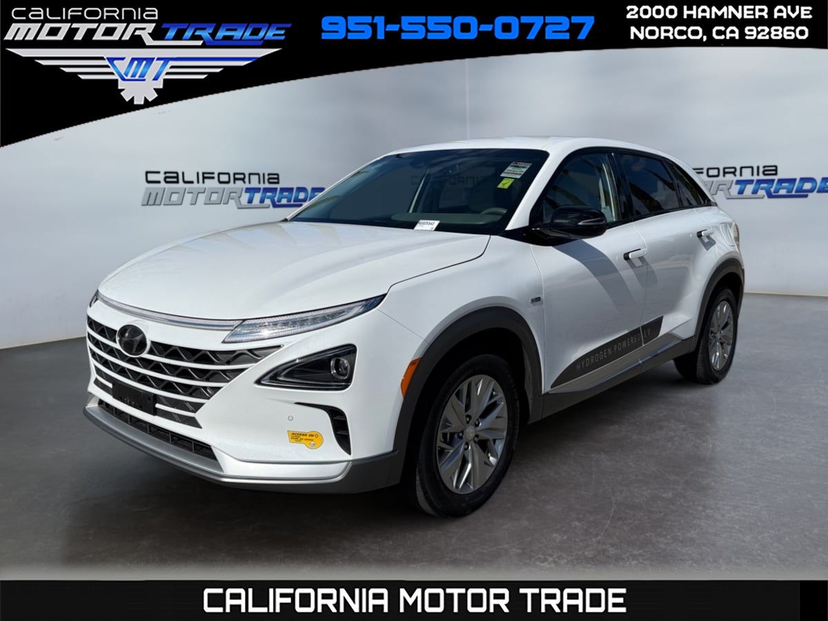2022 Hyundai Nexo Blue's photo