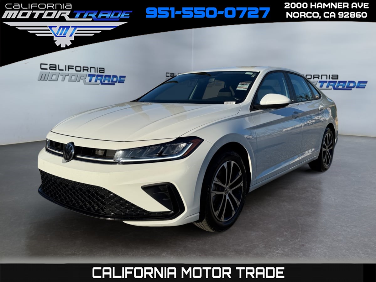 2025 Volkswagen Jetta Sport's photo