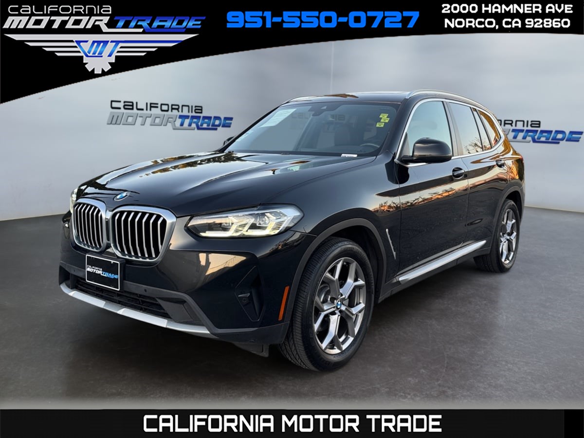 2022 BMW X3 30i's photo