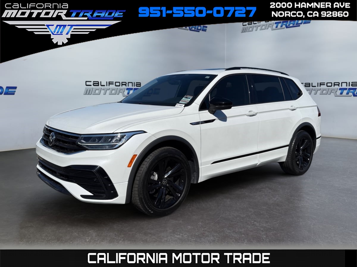 2023 Volkswagen Tiguan SE R-LINE BLACK