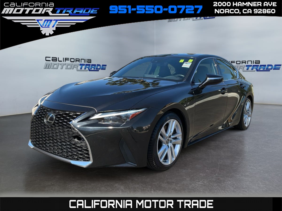2021 Lexus IS