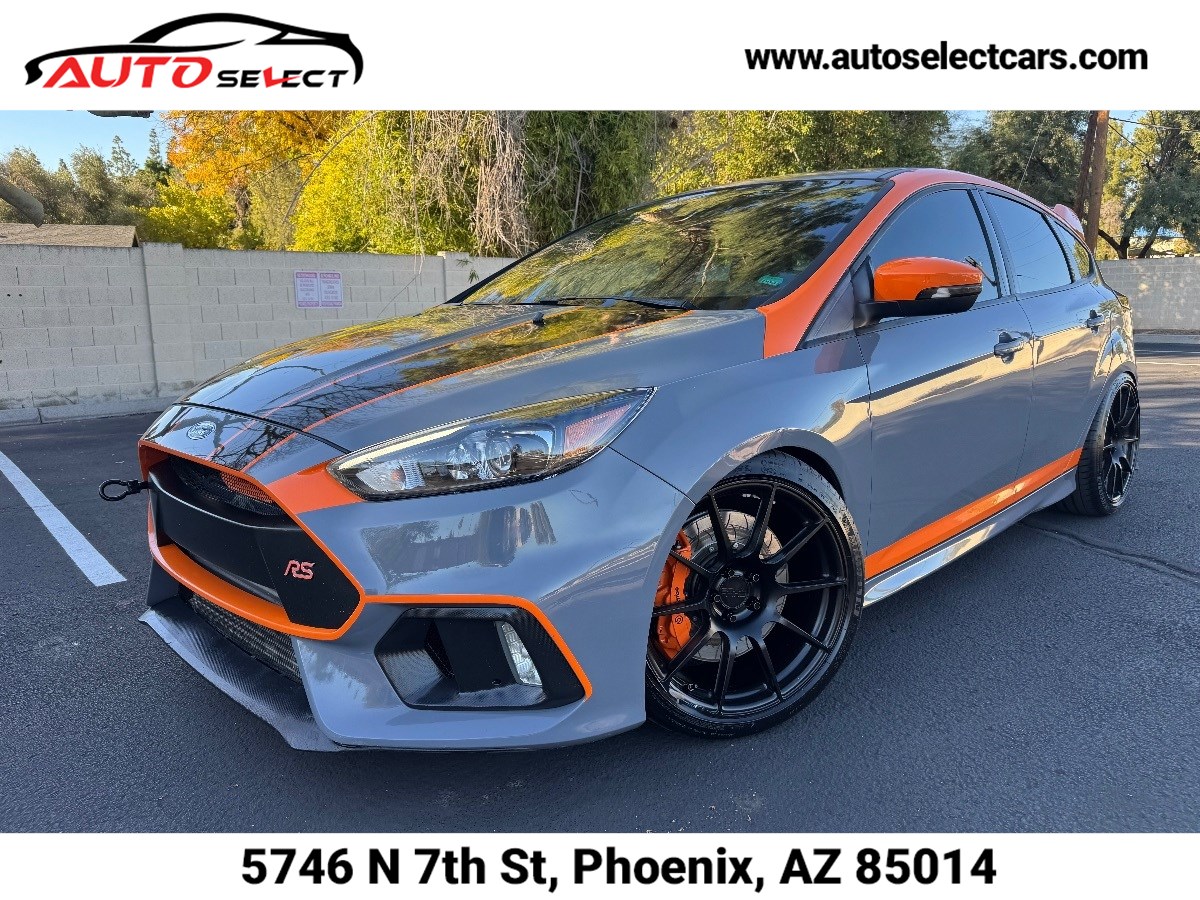 2016 Ford Focus RS's photo