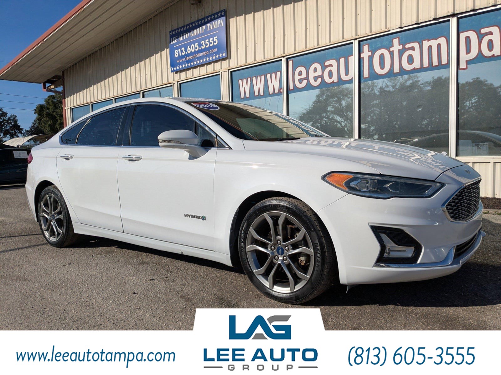 2019 Ford Fusion Hybrid Titanium's photo