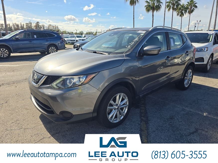 2019 Nissan Rogue Sport SV's photo