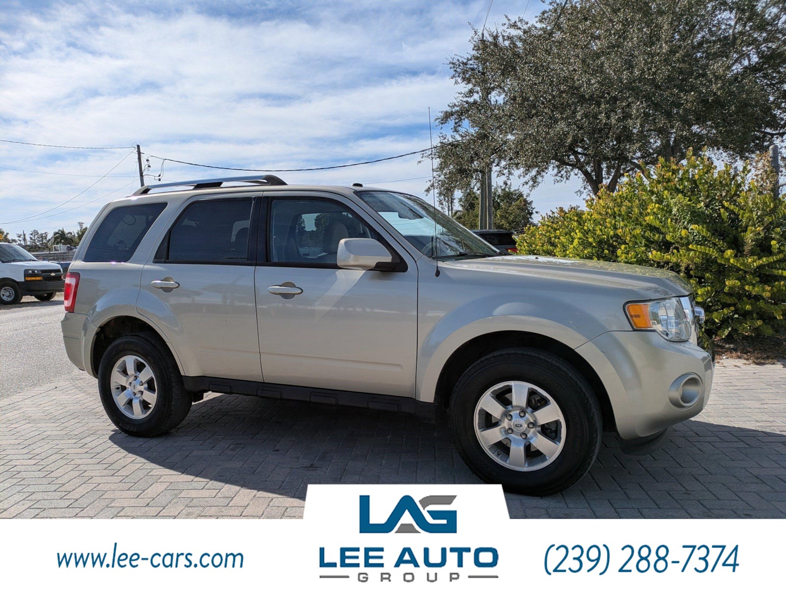 2012 Ford Escape Limited's photo