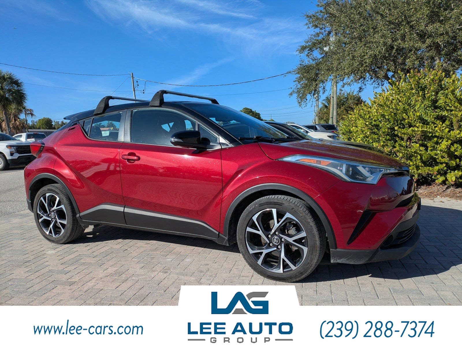 2019 Toyota C-HR XLE's photo
