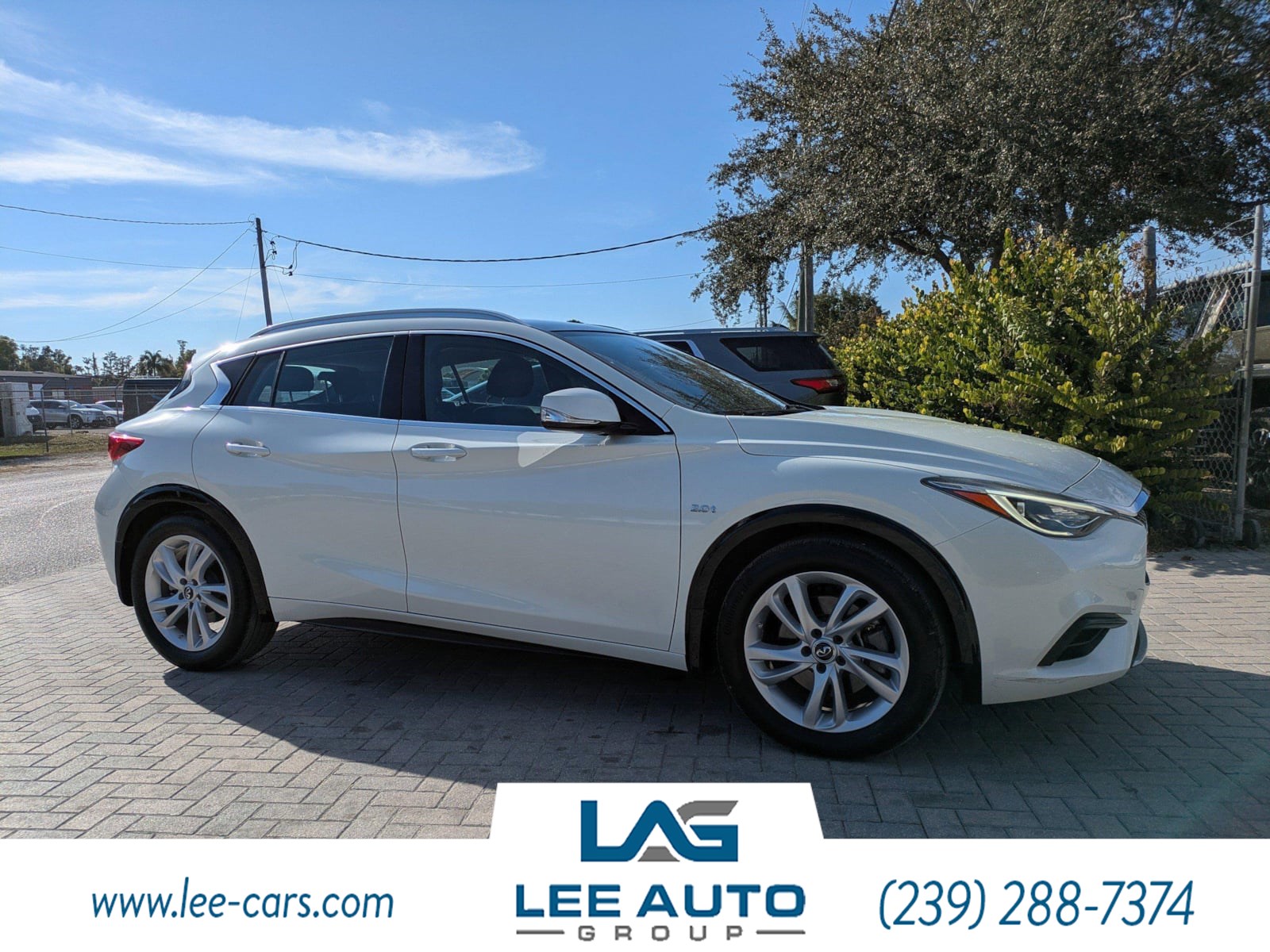 2018 INFINITI QX30's photo