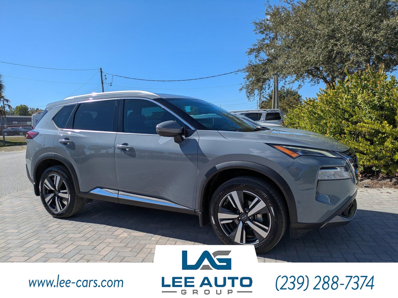 2023 Nissan Rogue SL's photo