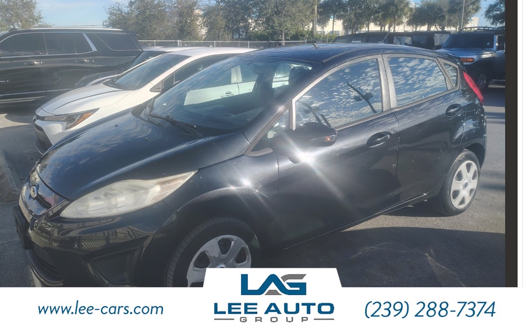 2013 Ford Fiesta SE's photo