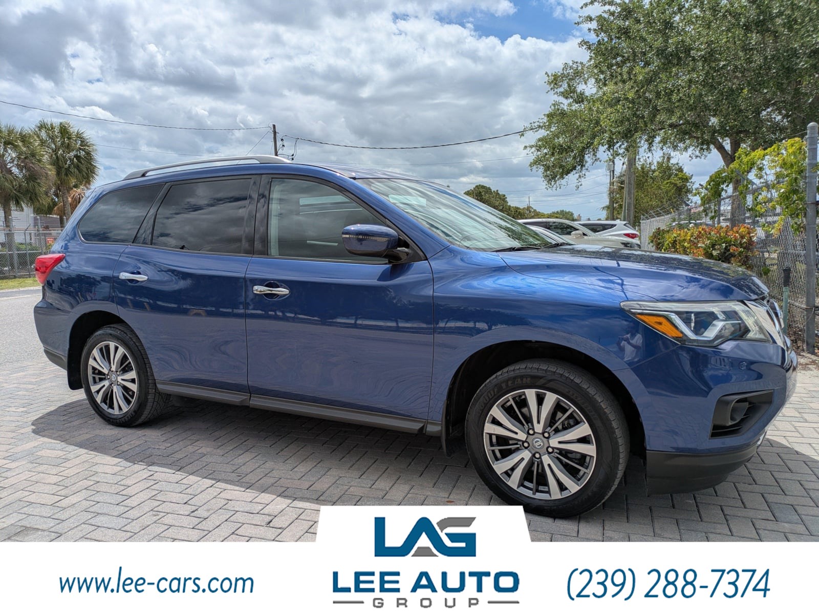 2019 Nissan Pathfinder SV