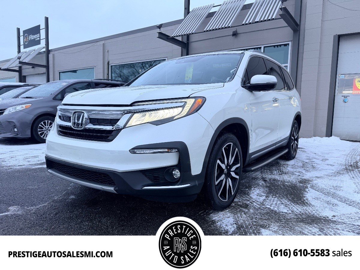 2019 Honda Pilot Elite's photo
