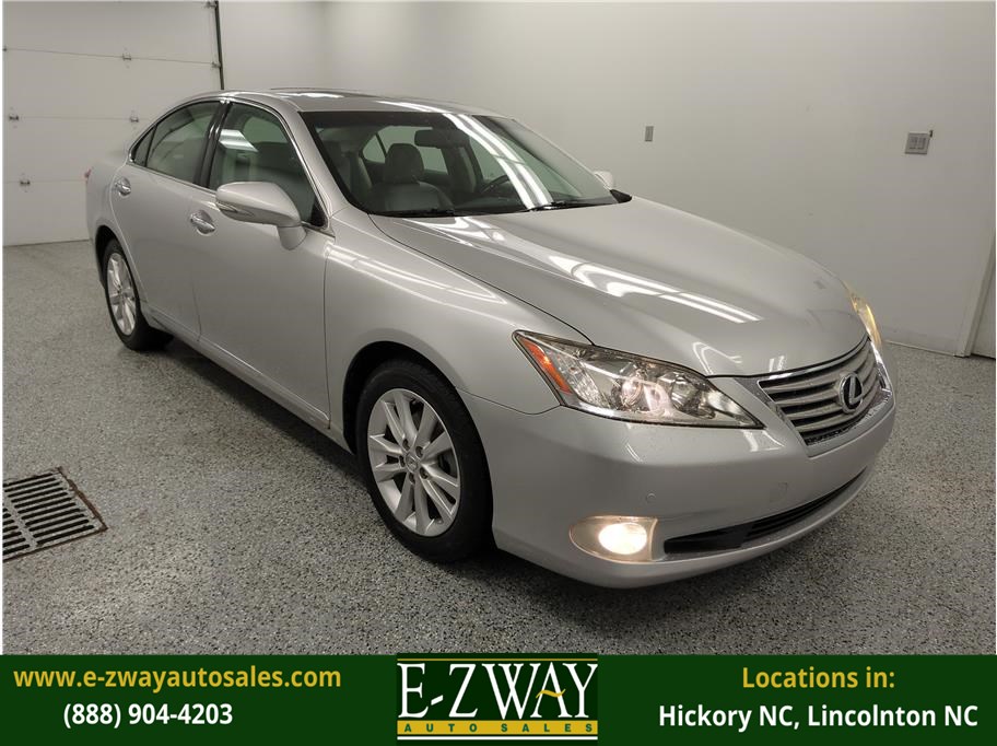 2011 Lexus ES 350's photo