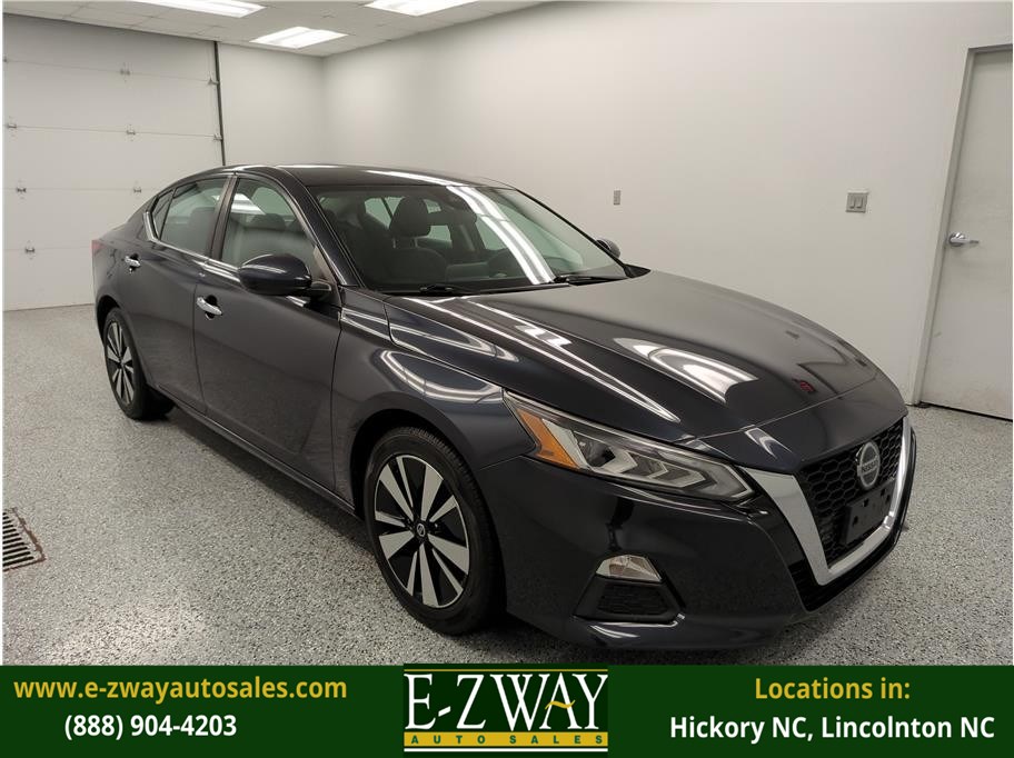 2021 Nissan Altima SV's photo