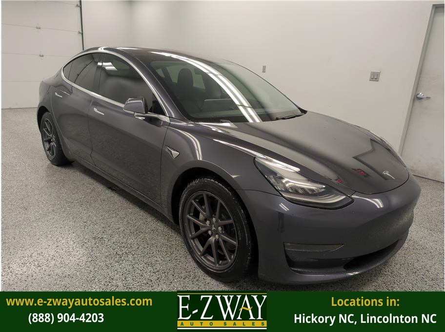 2018 Tesla Model 3 Long Range's photo