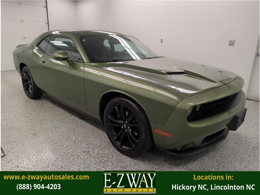 2018 Dodge Challenger SXT's photo
