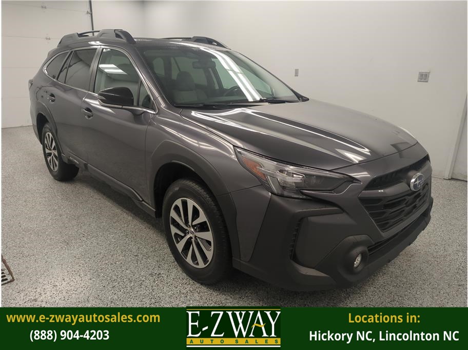 2023 Subaru Outback Premium's photo