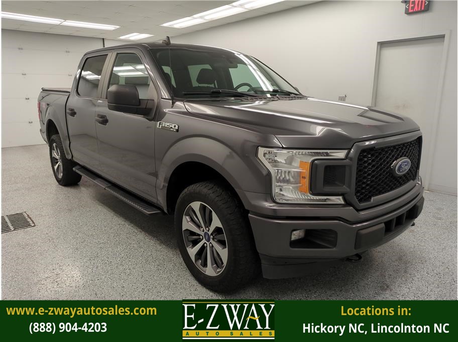 2020 Ford F-150 XL's photo