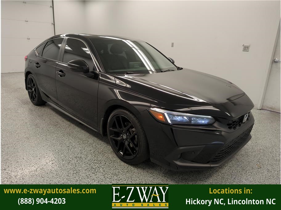 2022 Honda Civic Hatchback Sport Touring's photo