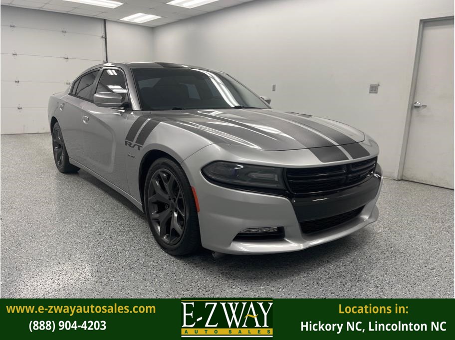 2016 Dodge Charger R/T's photo