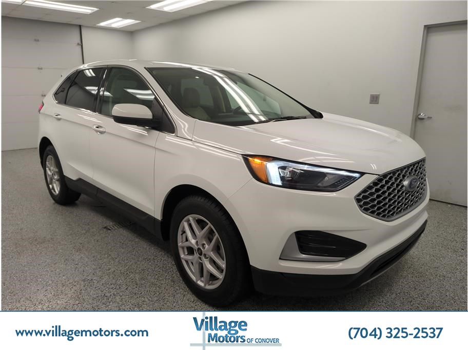 2023 Ford Edge SEL's photo