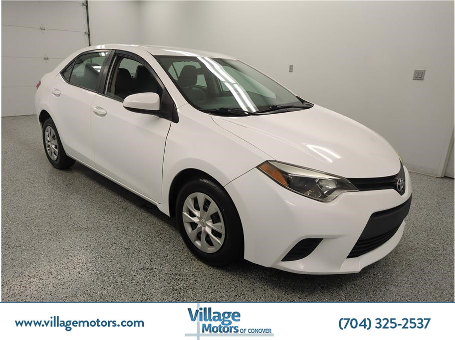 2015 Toyota Corolla L's photo