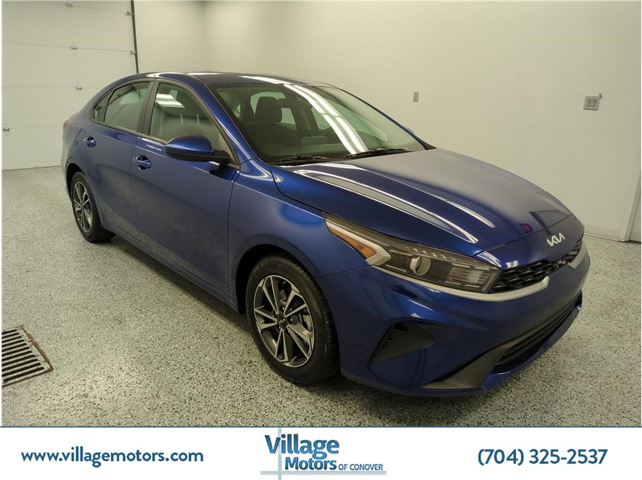 2024 Kia Forte LXS's photo