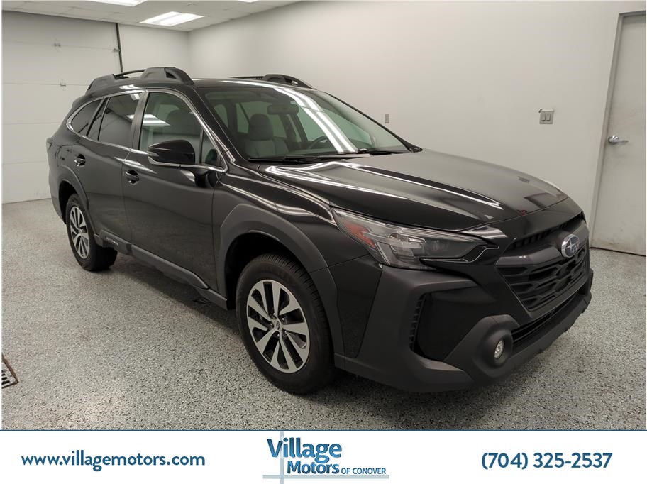 2023 Subaru Outback Premium's photo