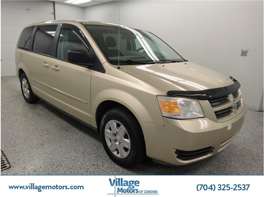 2010 Dodge Grand Caravan SE's photo