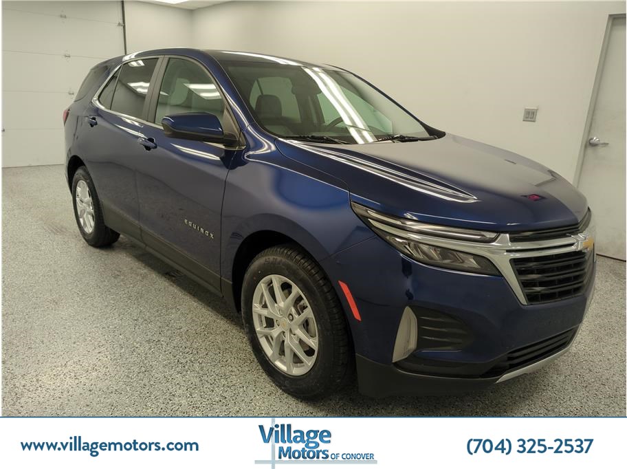 2022 Chevrolet Equinox LT's photo