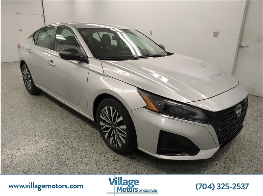 2024 Nissan Altima SV