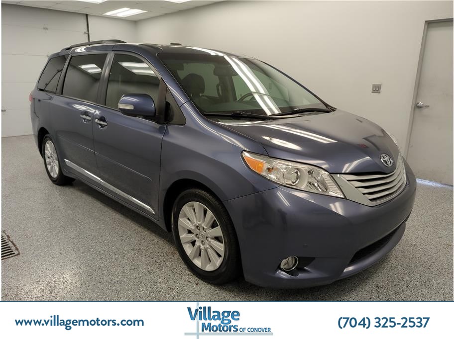 2013 Toyota Sienna XLE
