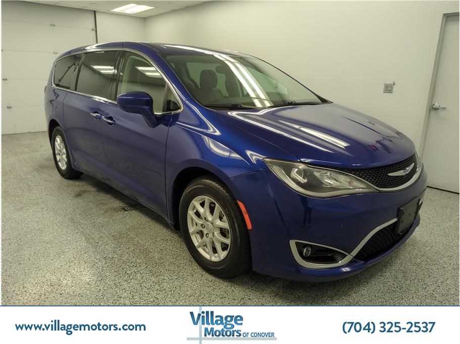 2020 Chrysler Pacifica Touring