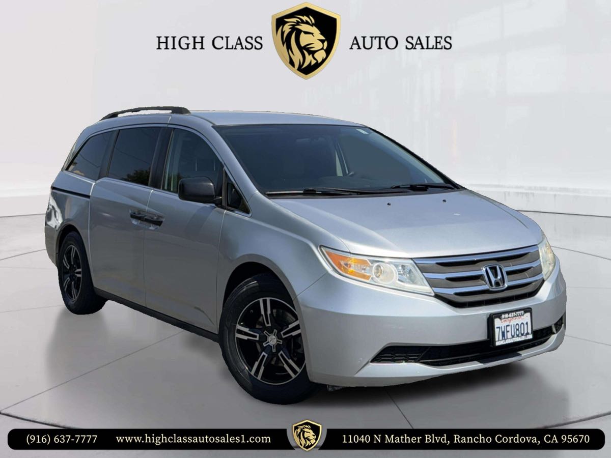 2011 Honda Odyssey LX's photo