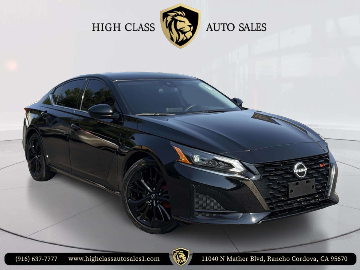 2024 Nissan Altima SR