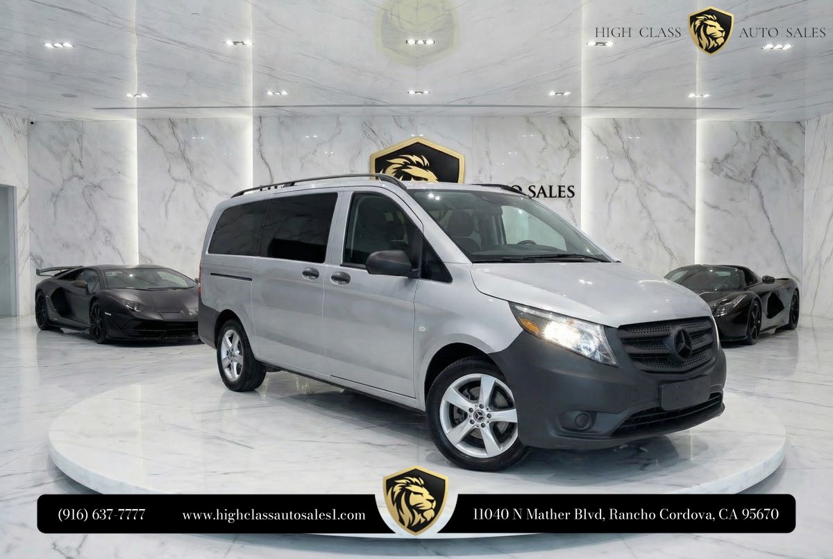 2018 Mercedes-Benz Metris Cargo Van - Image 1