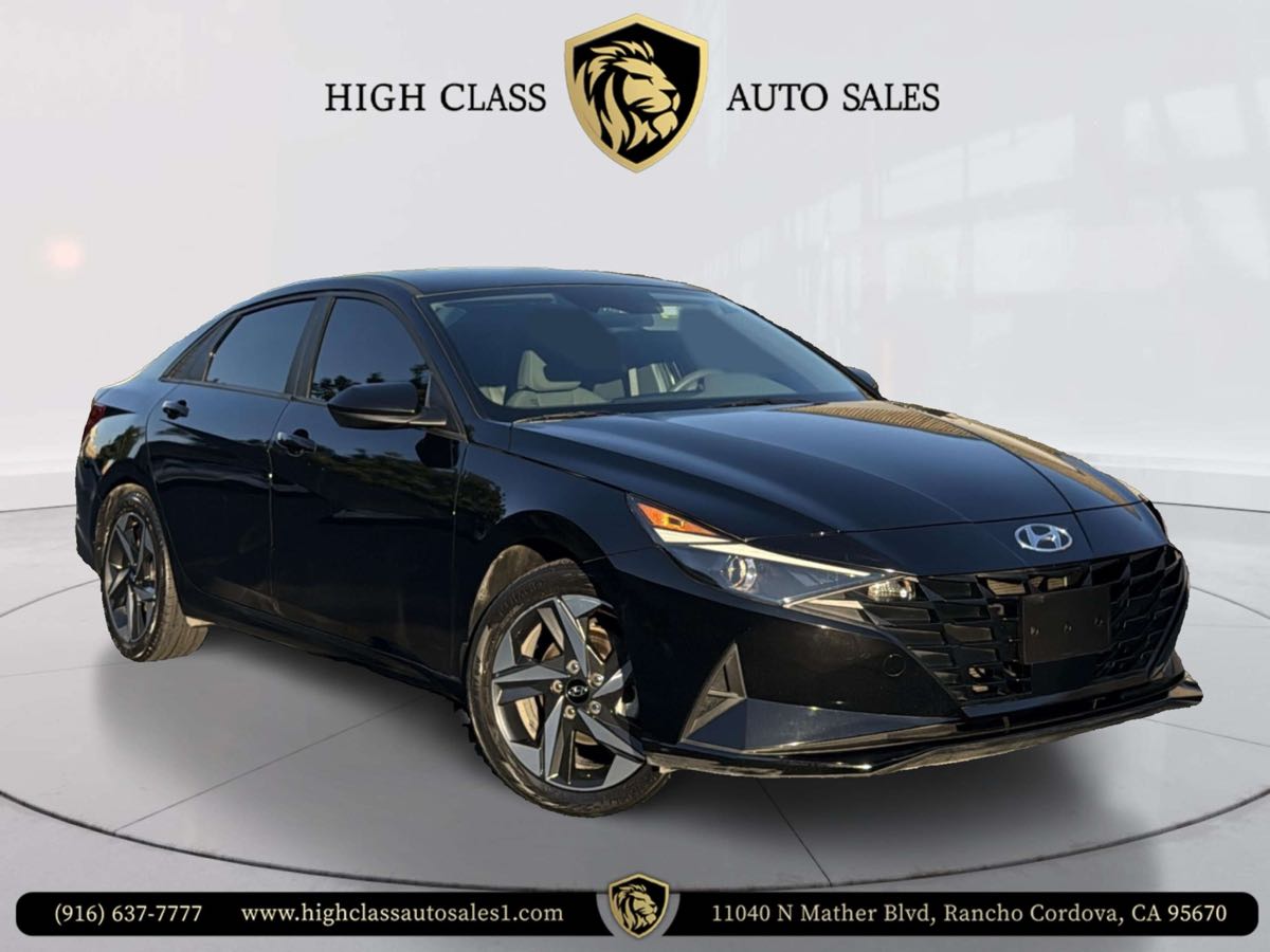 2023 Hyundai Elantra SEL's photo